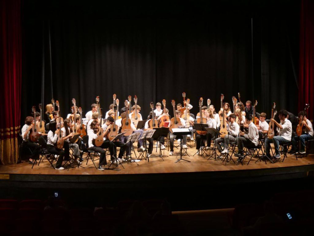 “Chitarrinsieme” al Teatro Concordia: musica e collaborazione tra IMS e la Zelioli